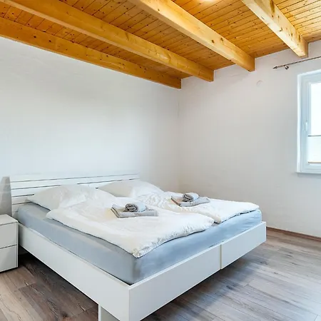 Moewe Fuer 4 Personen Am Badesee Tannenhausen Apartment *